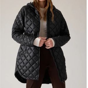 Athleta Whisper Featherless Puffer Parka